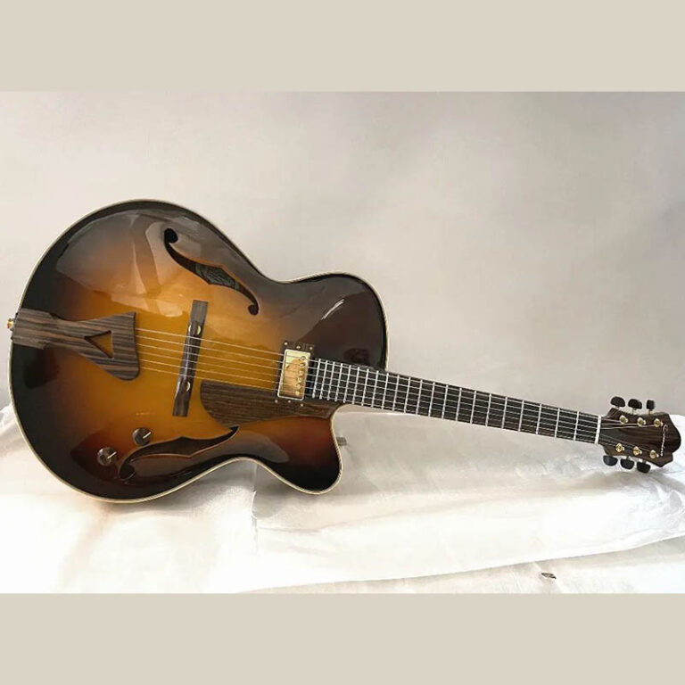 Comins Guitars
