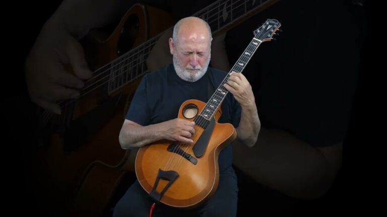 Mark Kleinhaut